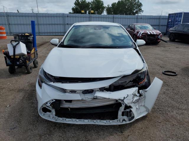 JTDEPMAE9MJ152717 - 2021 TOYOTA COROLLA LE WHITE photo 5