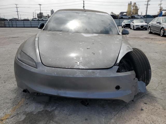 5YJ3E1EA2SF886459 - 2025 TESLA MODEL 3 SILVER photo 5