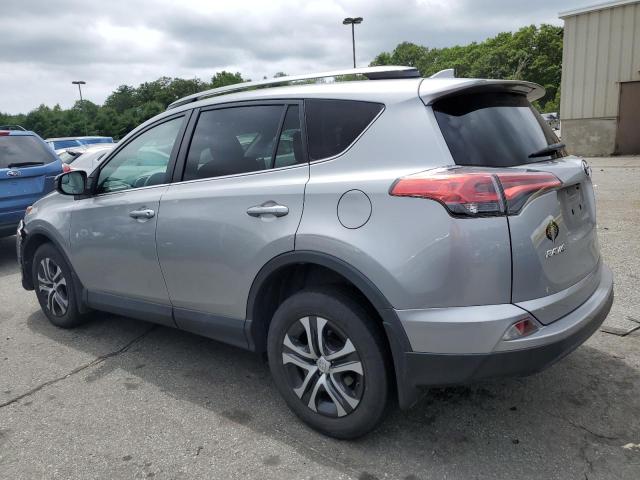 2T3BFREV6JW755103 - 2018 TOYOTA RAV4 LE ვერცხლისფერი ფოტო 2