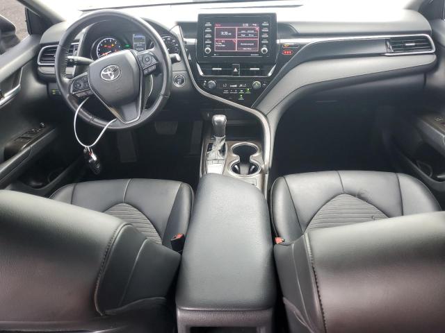 4T1T11AK0PU803454 - 2023 TOYOTA CAMRY SE NIGHT SHADE WHITE photo 8