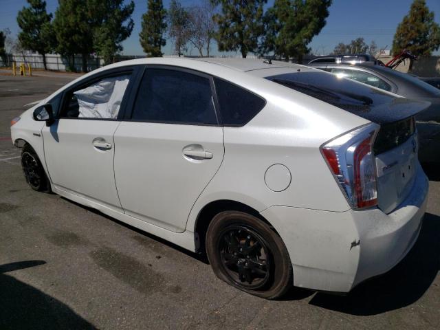 JTDKN3DU8F1913844 - 2015 TOYOTA PRIUS WHITE photo 2