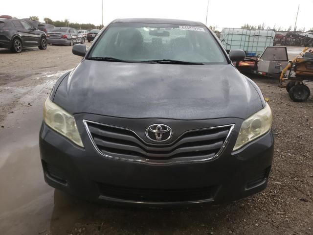 4T1BF3EK4BU200180 - 2011 TOYOTA CAMRY BASE Сірий фото 5