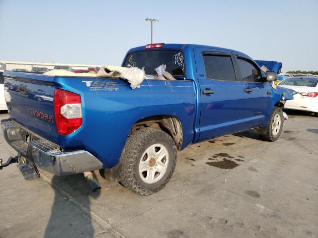 5TFEW5F1XHX220847 - 2017 TOYOTA TUNDRA CREWMAX SR5 BLUE photo 3