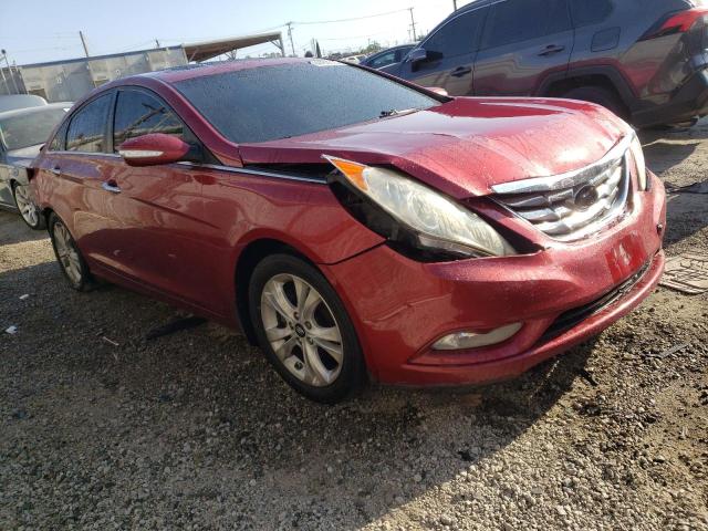 5NPEC4AC3BH129272 - 2011 HYUNDAI SONATA SE RED photo 4