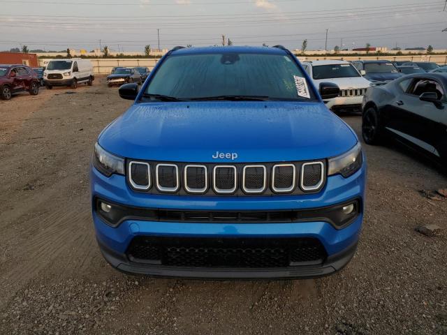 3C4NJCBB1NT119091 - 2022 JEEP COMPASS LATITUDE BLUE photo 5