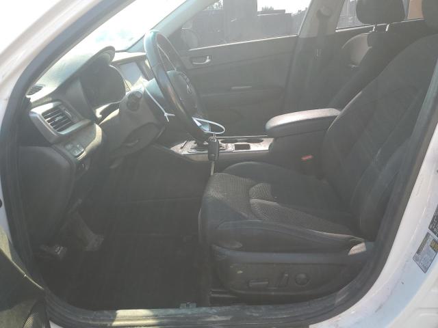 5XXGT4L32KG290956 - 2019 KIA OPTIMA LX WHITE photo 7