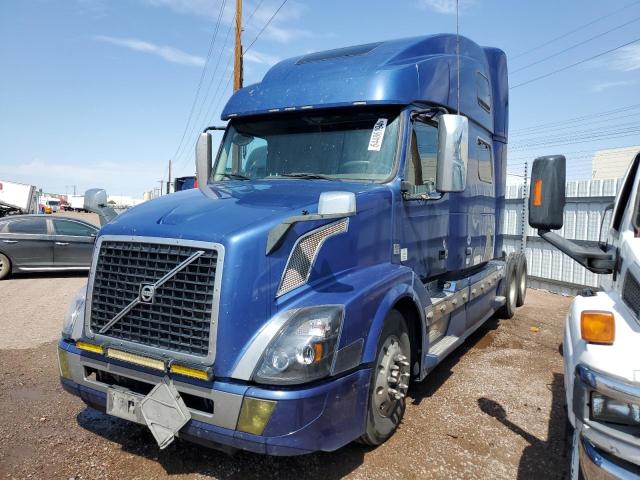 4V4NC9EH2JN984132 - 2018 VOLVO VN VNL BLUE photo 2