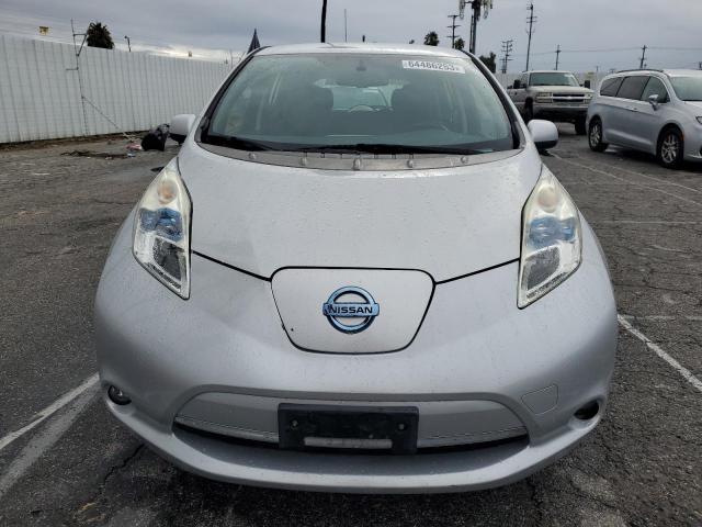 1N4AZ0CPXDC416196 - 2013 NISSAN LEAF S SILVER photo 5