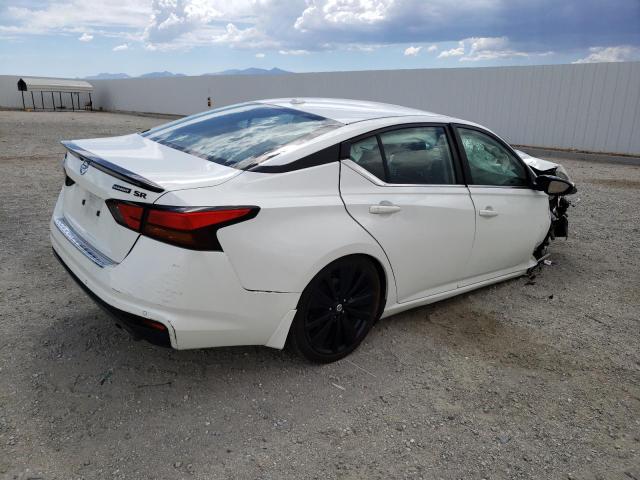 1N4BL4CV1NN401877 - 2022 NISSAN ALTIMA SR WHITE photo 3