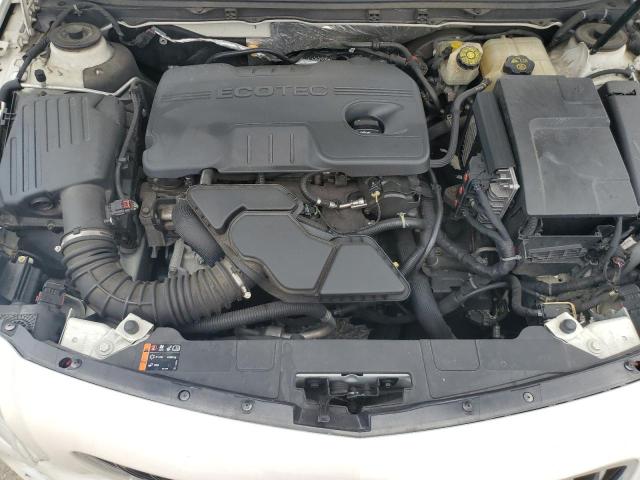 2G4GR5EK8C9151105 - 2012 BUICK REGAL WHITE photo 11