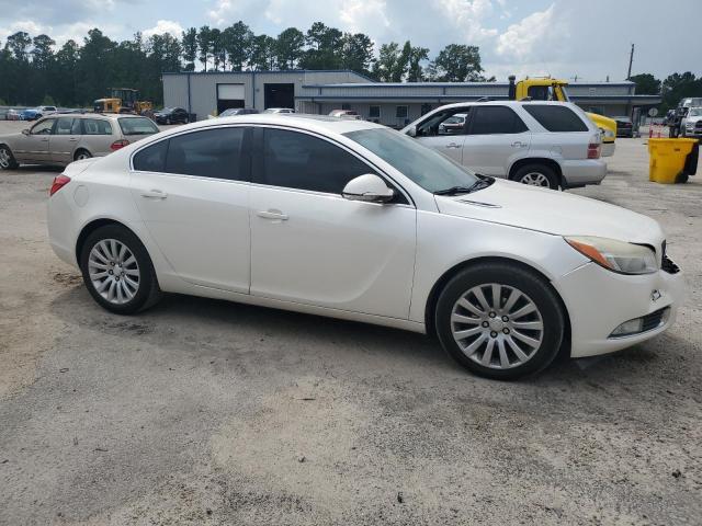 2G4GR5EK8C9151105 - 2012 BUICK REGAL WHITE photo 4