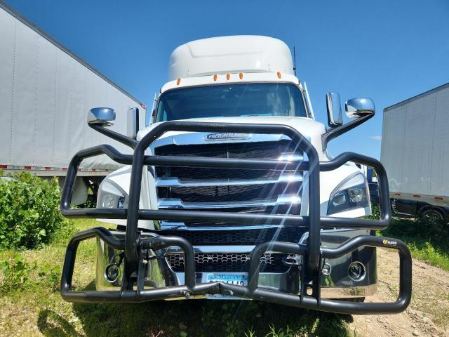 3AKJHLDV7SSVV2260 - 2025 FREIGHTLINER CASCADIA 1 白色 照片 2