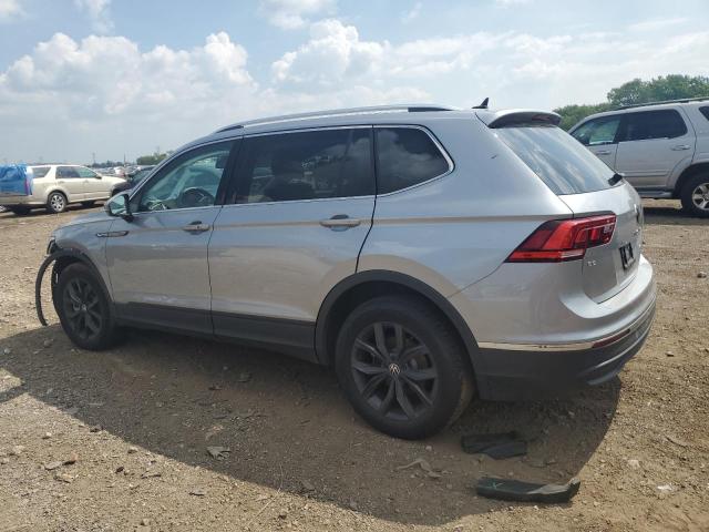 3VVMB7AX6RM126679 - 2024 VOLKSWAGEN TIGUAN SE SILVER photo 2