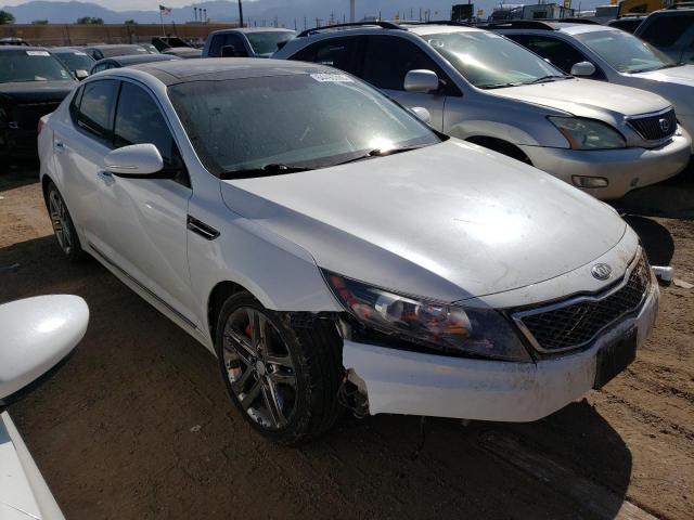 5XXGR4A60DG095436 - 2013 KIA OPTIMA SX WHITE photo 4