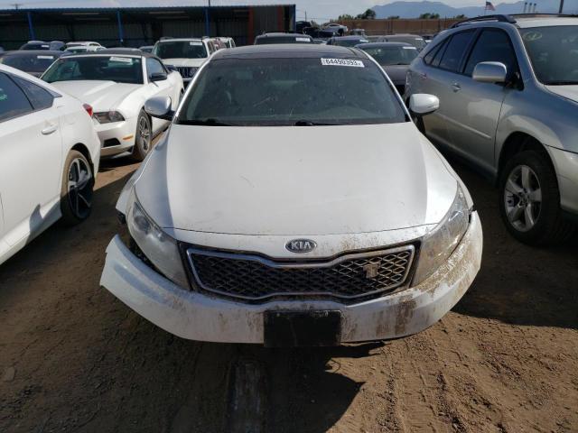 5XXGR4A60DG095436 - 2013 KIA OPTIMA SX WHITE photo 5