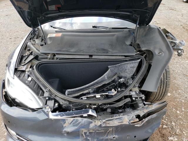 5YJSA1E24HF213021 - 2017 TESLA MODEL S Сірий фото 11