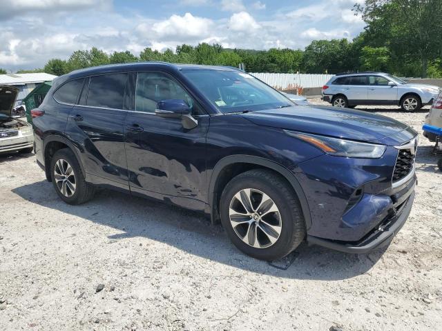 5TDGZRBH6MS072030 - 2021 TOYOTA HIGHLANDER XLE Синій фото 4