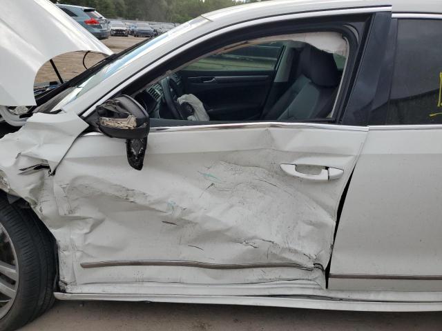 1VWDT7A30HC005118 - 2017 VOLKSWAGEN PASSAT R-LINE Ağ foto 7