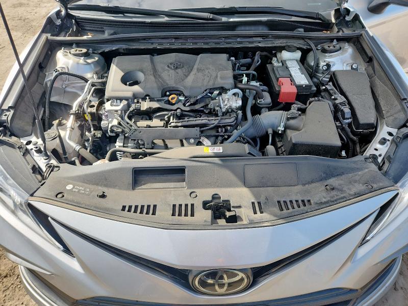 4T1C11AK8PU724503 - 2023 TOYOTA CAMRY LE 银色 照片 11