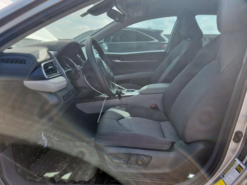 4T1C11AK8PU724503 - 2023 TOYOTA CAMRY LE 银色 照片 7