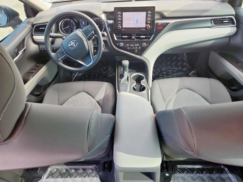 4T1C11AK8PU724503 - 2023 TOYOTA CAMRY LE 银色 照片 8