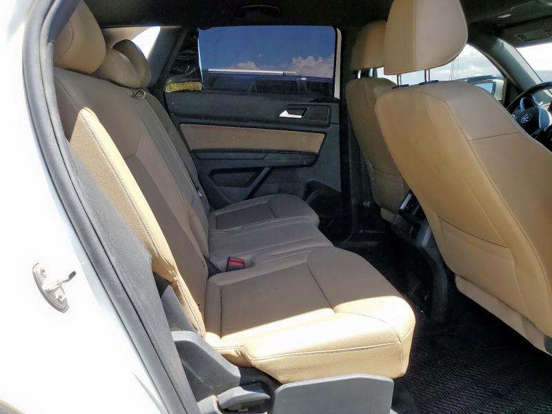 1V24C2CA0LC214173 - 2020 VOLKSWAGEN ATLAS CROS SE WHITE photo 11