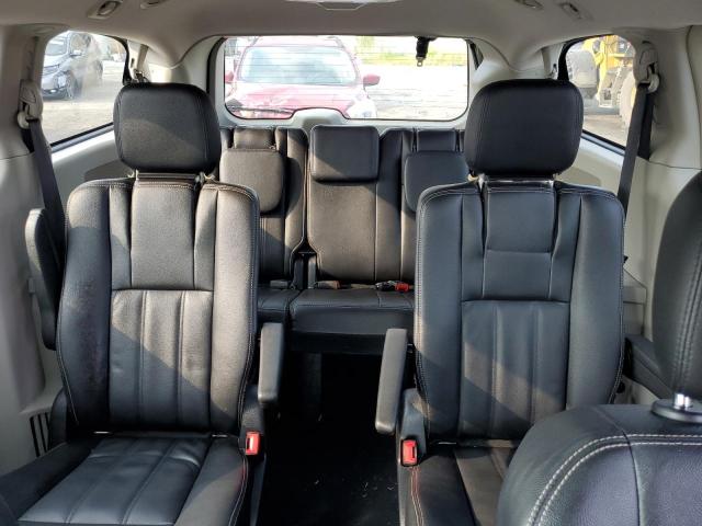 2C4RC1BG6GR205305 - 2016 CHRYSLER TOWN & COU TOURING BEIGE photo 10