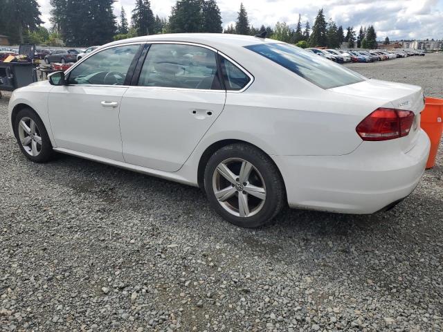 1VWBT7A33EC081113 - 2014 VOLKSWAGEN PASSAT SE WHITE photo 2