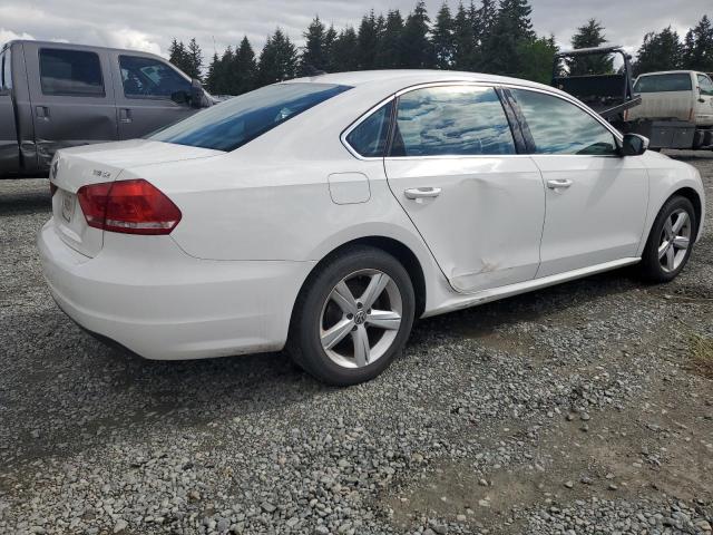 1VWBT7A33EC081113 - 2014 VOLKSWAGEN PASSAT SE WHITE photo 3