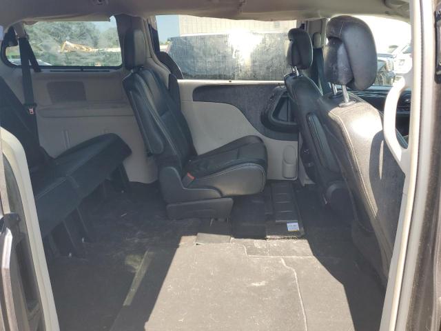 2C4RC1CG5FR657629 - 2015 CHRYSLER TOWN & COU TOURING L GRAY photo 11