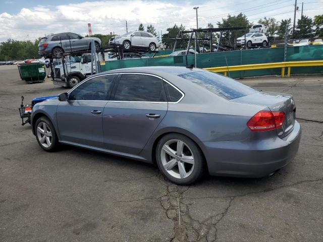 1VWAS7A38FC105230 - 2015 VOLKSWAGEN PASSAT S SILVER photo 2