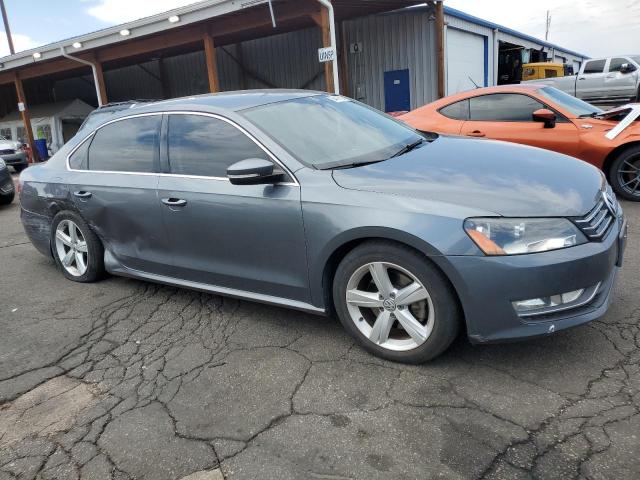 1VWAS7A38FC105230 - 2015 VOLKSWAGEN PASSAT S SILVER photo 4