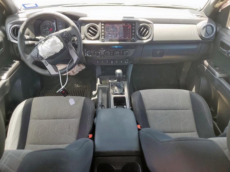 3TMDZ5BN7NM130309 - 2022 TOYOTA TACOMA DOUBLE CAB SILVER photo 8