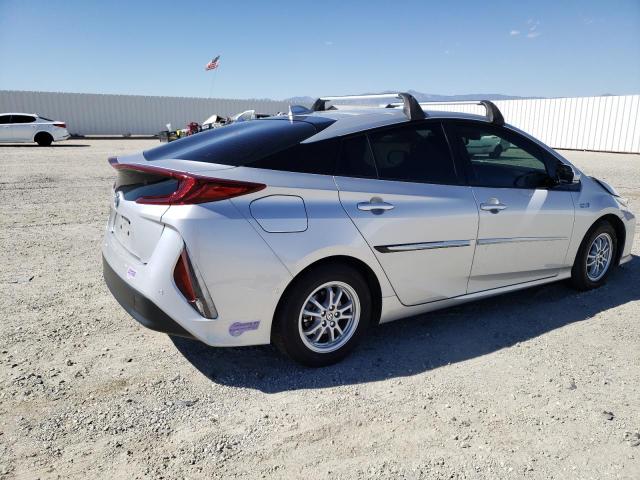 JTDKARFP5H3059425 - 2017 TOYOTA PRIUS PRIM 银色 照片 3