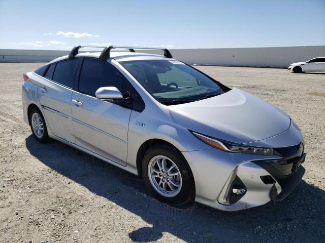 JTDKARFP5H3059425 - 2017 TOYOTA PRIUS PRIM 银色 照片 4