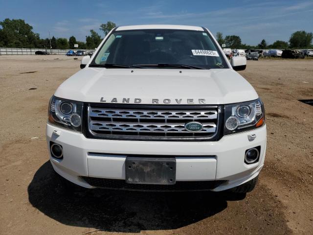SALFR2BG6DH335365 - 2013 LAND ROVER LR2 HSE WHITE photo 5