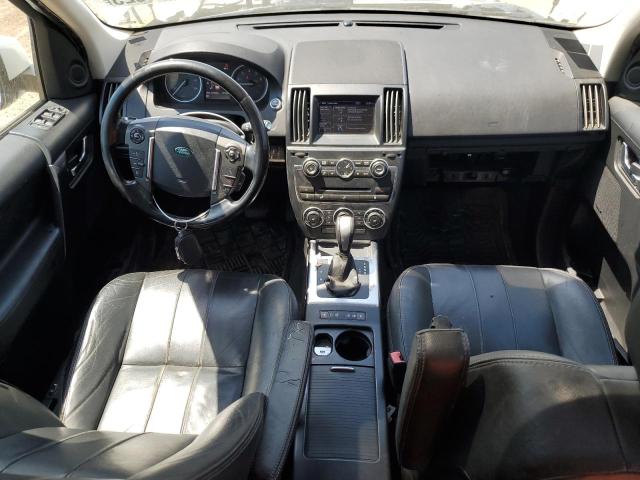 SALFR2BG6DH335365 - 2013 LAND ROVER LR2 HSE WHITE photo 8