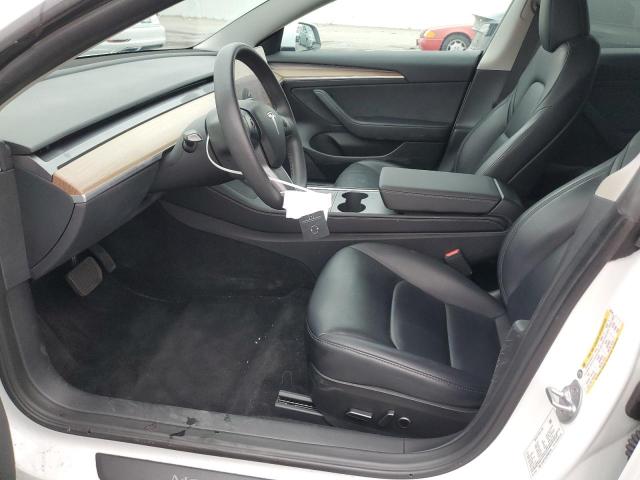 5YJ3E1EA2PF684146 - 2023 TESLA MODEL 3 Weiß Foto 7