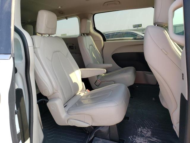 2C4RC1BG7HR507803 - 2017 CHRYSLER PACIFICA TOURING L WHITE photo 11