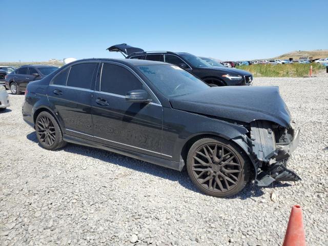 WDDGF8AB2DR261231 - 2013 MERCEDES-BENZ C 300 4MATIC BLACK photo 4