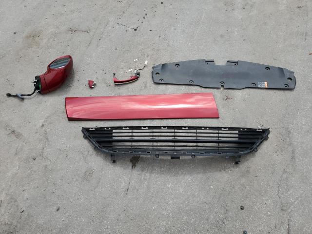 LRBFX2SA1KD146960 - 2019 BUICK ENVISION ESSENCE Qırmızı foto 13