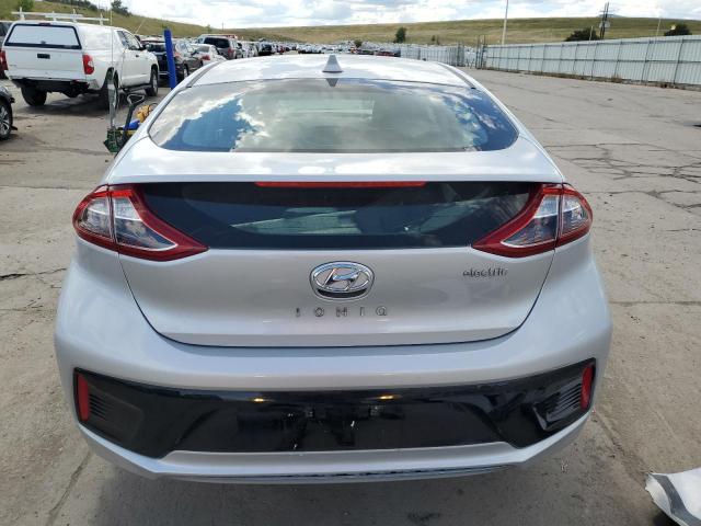 KMHC05LH0KU040579 - 2019 HYUNDAI IONIQ LIMITED SILVER photo 6