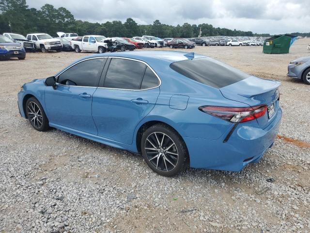 4T1S11AK8PU140274 - 2023 TOYOTA CAMRY SE NIGHT SHADE BLUE photo 2