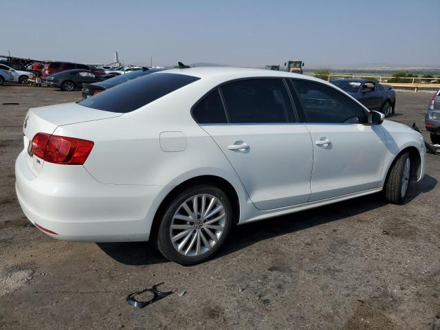 3VWL07AJ1EM261894 - 2014 VOLKSWAGEN JETTA SEL WHITE photo 3