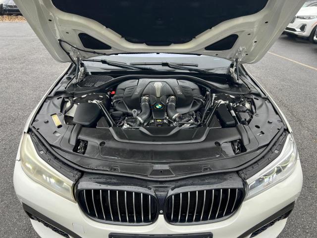 WBA7F2C34HG423372 - 2017 BMW 750 XI Blanco foto 8