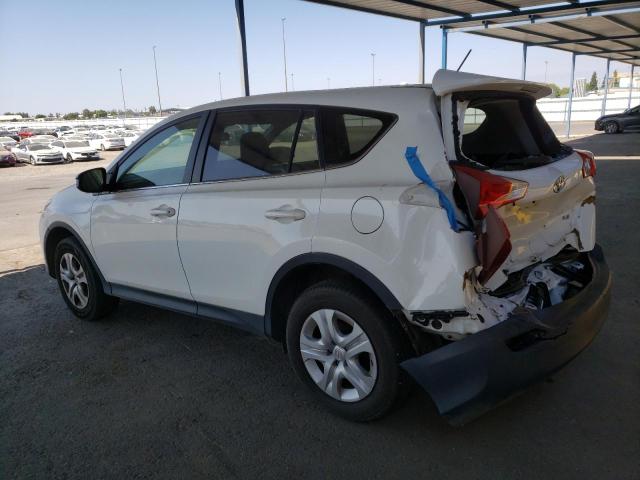 JTMZFREV5FJ058445 - 2015 TOYOTA RAV4 LE WHITE photo 2