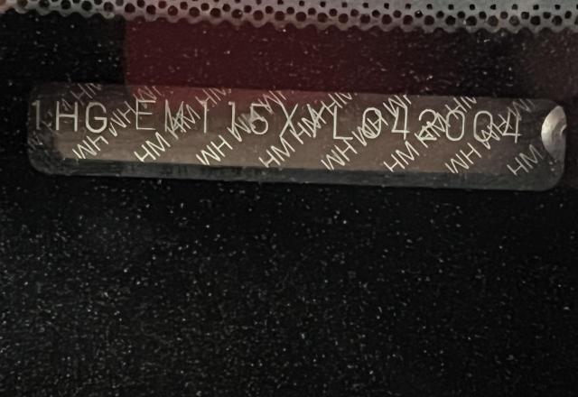 1HGEM115XYL042004 - 2000 HONDA CIVIC SI RED photo 10