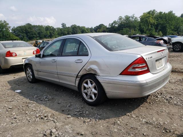 WDBRD81J14F541457 - 2004 MERCEDES-BENZ C240 SILVER photo 2