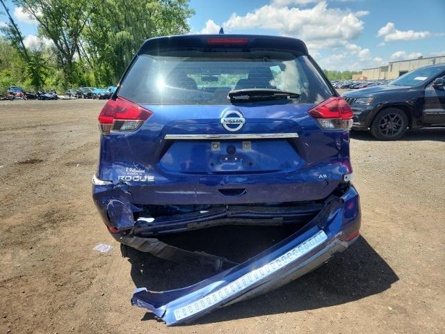 KNMAT2MV5JP512570 - 2018 NISSAN ROGUE S ლურჯი ფოტო 6