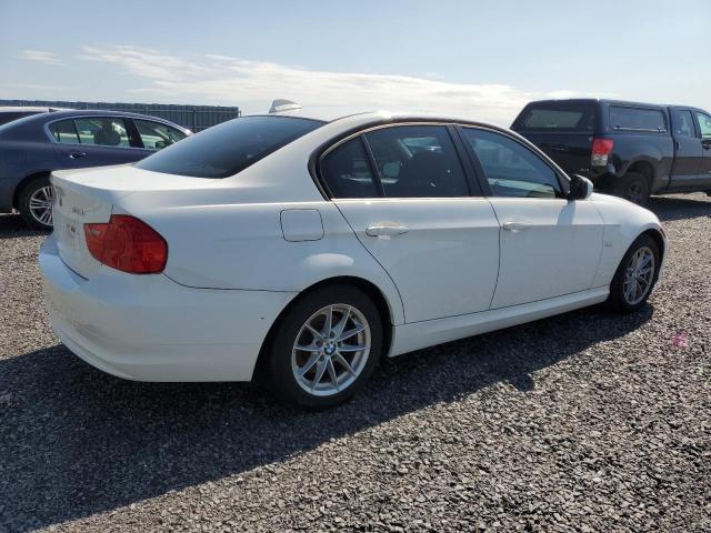 WBAPG7C52AA794616 - 2010 BMW 323 I WHITE photo 3